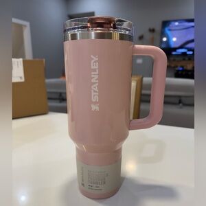 Stanley ProTour Flip Straw Tumbler—-NEW